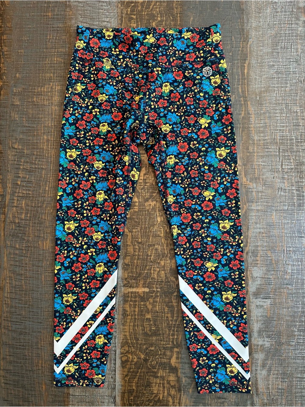 Tory Burch Sport Floral Chevron 7/8 Leggings Size Small
